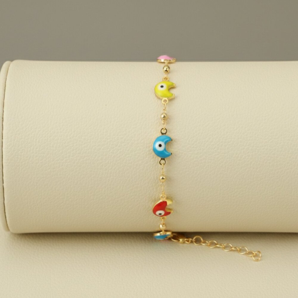 "Trendy Handmade Bracelet – A Stylish Gift for Women & Girls, MAR092151